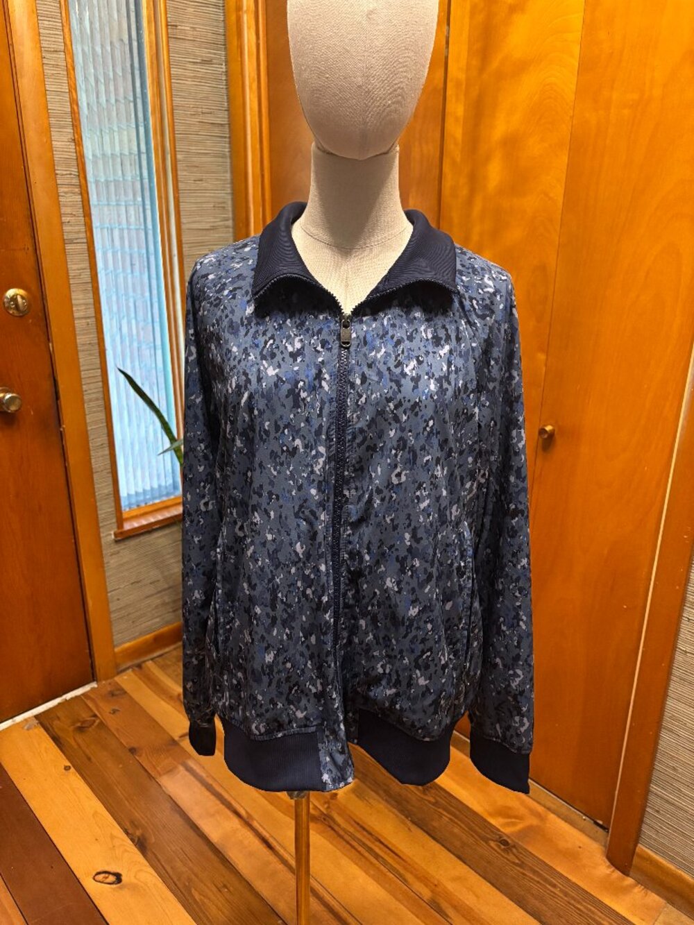 New Athleta Women's Workout Jacket